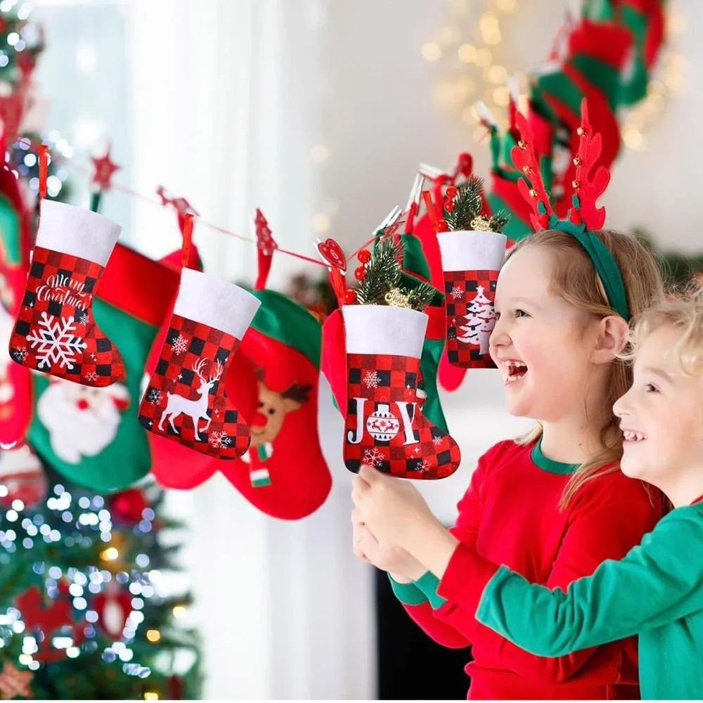 🎄🎁 Buffalo Plaid Christmas Stocking Set “Green MC/Red Tree“ - Picture 5 of 5